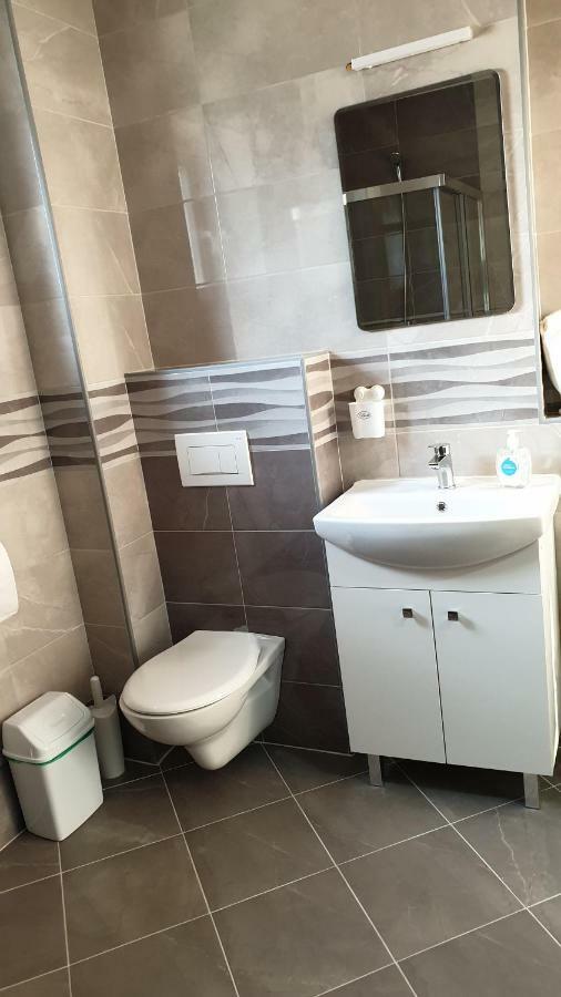 Apartments In City Center Kumanovo Esterno foto
