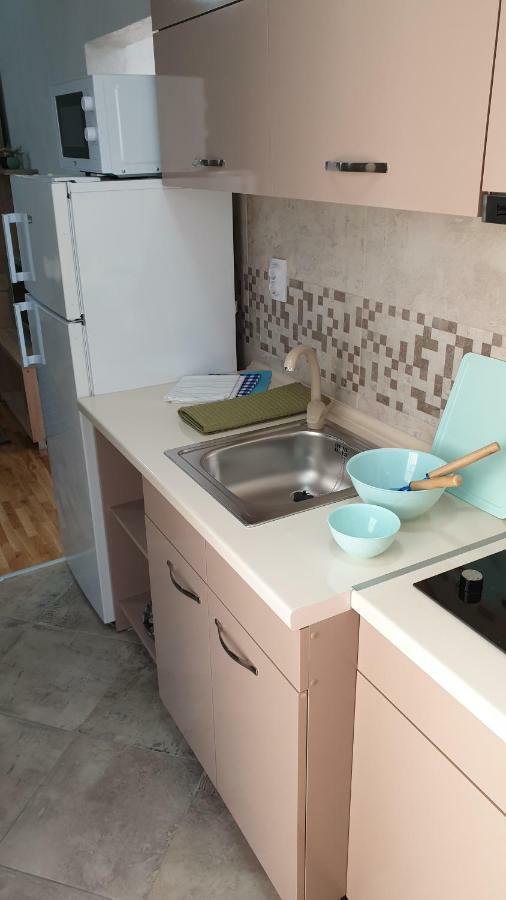 Apartments In City Center Kumanovo Esterno foto