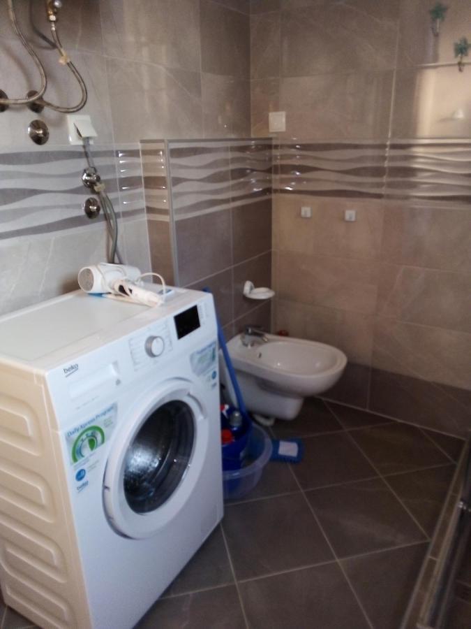 Apartments In City Center Kumanovo Esterno foto