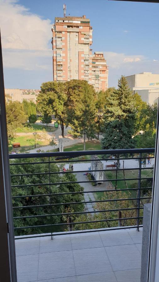 Apartments In City Center Kumanovo Esterno foto
