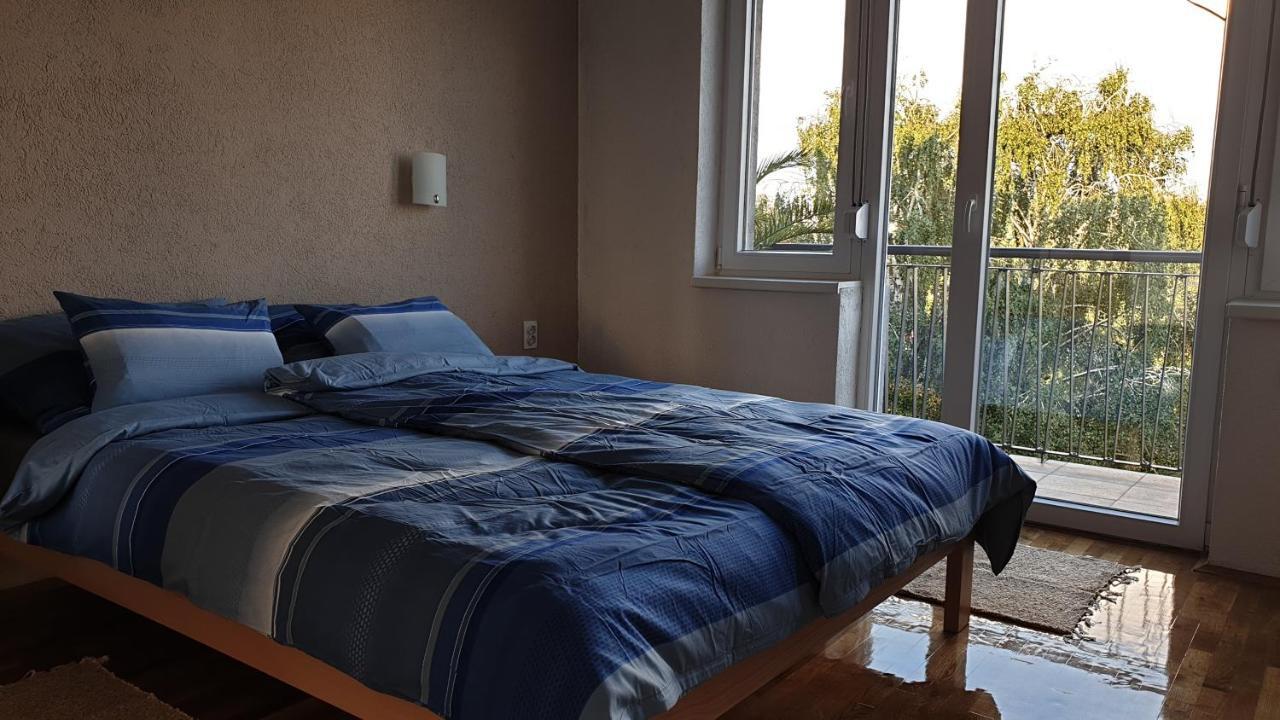 Apartments In City Center Kumanovo Esterno foto
